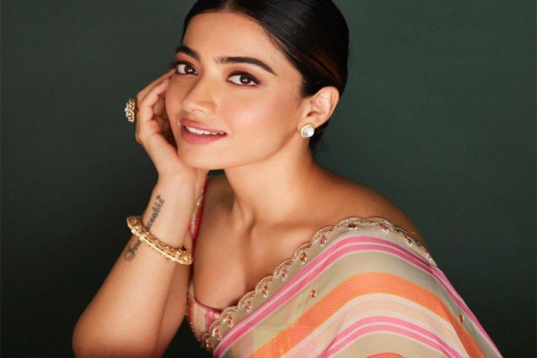 దిగ్గజ బాలీవుడ్ దర్శకుడి సినిమాలో నేషనల్ క్రష్..?