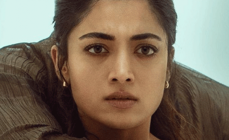 'ది గర్ల్‌ఫ్రెండ్' ట్రైలర్ అవుట్ 