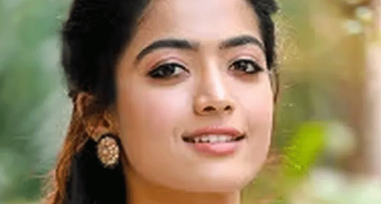 రికార్డు లిఖించుకున్న రష్మిక మందన్న