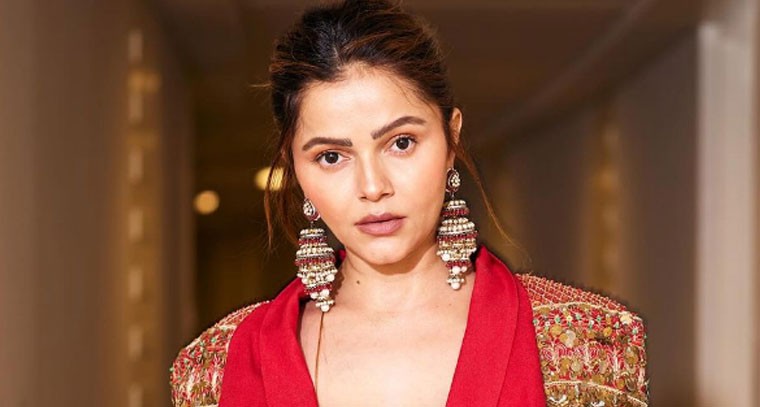 రుబీనా దిలైక్ లేటెస్ట్ ఫొటోస్ 