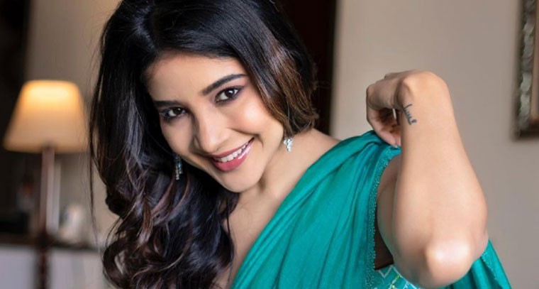 సాక్షి అగర్వాల్  లేటెస్ట్ స్టిల్స్ 