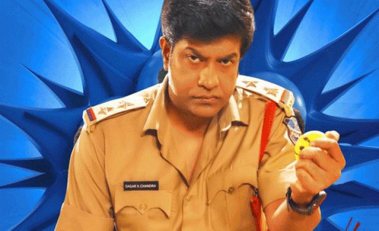 'మిత్ర మండలి' లో సాగర్ కే చంద్ర గా వెన్నెల కిషోర్