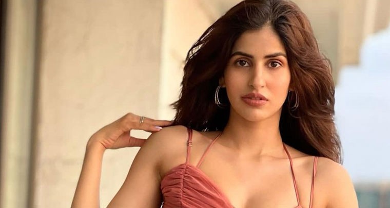 సాక్షి మాలిక్ అందాలు అదుర్స్ 