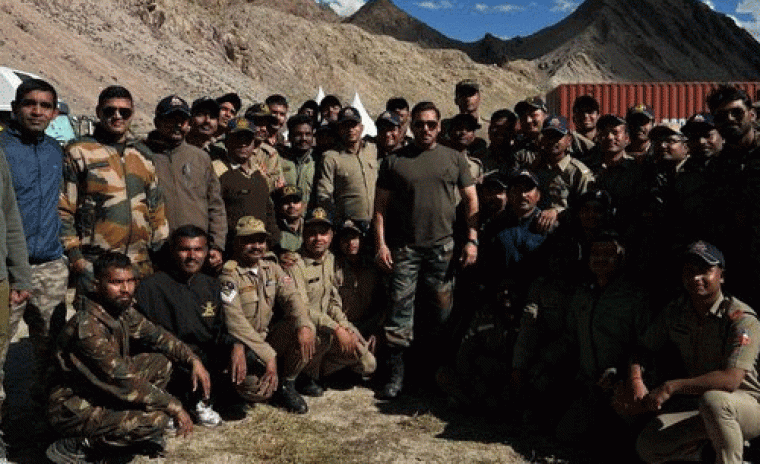 'బ్యాటిల్ అఫ్ గాల్వాన్' సెట్స్ లో సల్మాన్ ఖాన్