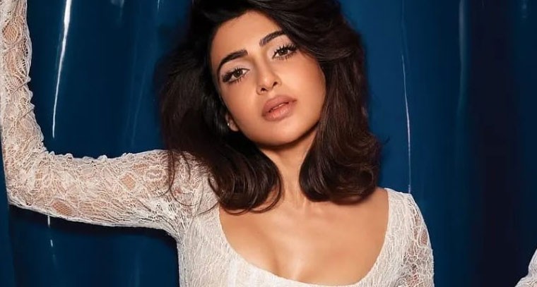 సమంత డిఫెరెంట్ లుక్ పై నెటిజన్స్  కామెంట్స్