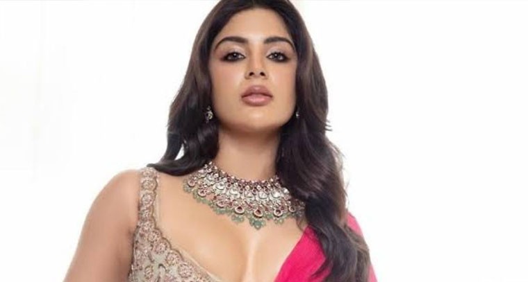 బాలయ్యపై సంయుక్త మీనన్ ప్రశంసల వర్షం