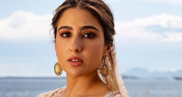  దేశీ స్టైల్‌లో సారా అలీ ఖాన్ !