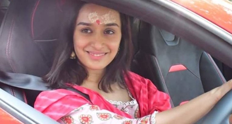 లగ్జరీ కారు సొంతం చేస్తున్న సాహో బ్యూటీ శ్రద్ధా కపూర్