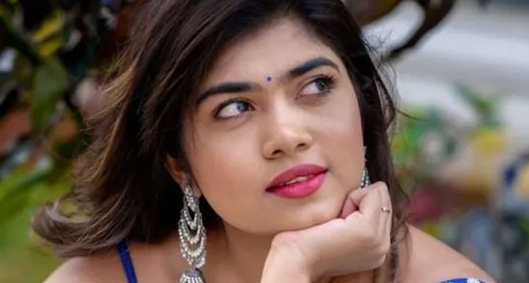 బిగ్‌బాస్‌లోకి జబర్దస్త్‌ నటి రీతూ చౌదరి?