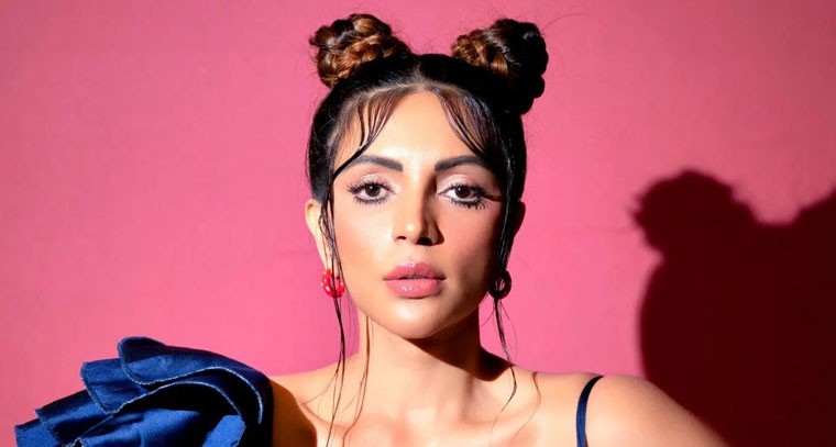  కొత్త లుక్ లో షామా సికిందర్ !