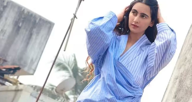 మేఘా శుక్లా బోల్డ్ ఫొటోస్ 