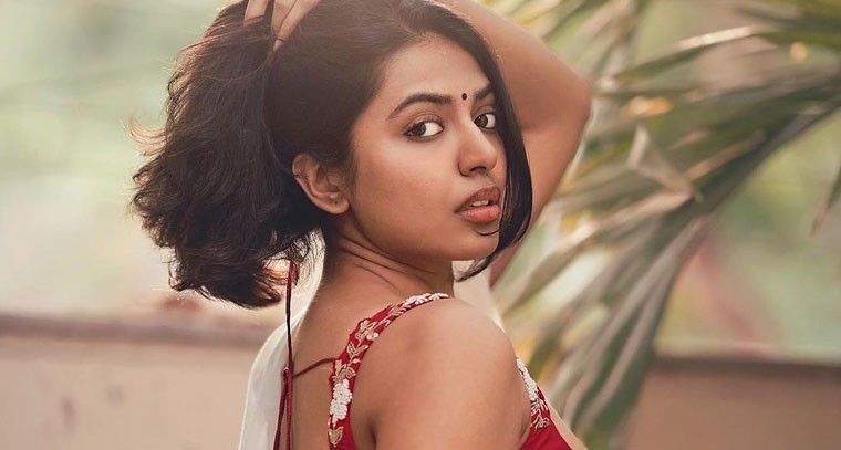 అందాల విందులో శివాత్మిక నెక్ట్స్ లెవల్‌ !