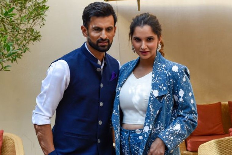 స్టార్ కపుల్ డివోర్స్ న్యూస్... పబ్లిసిటీ స్టంటా ..??