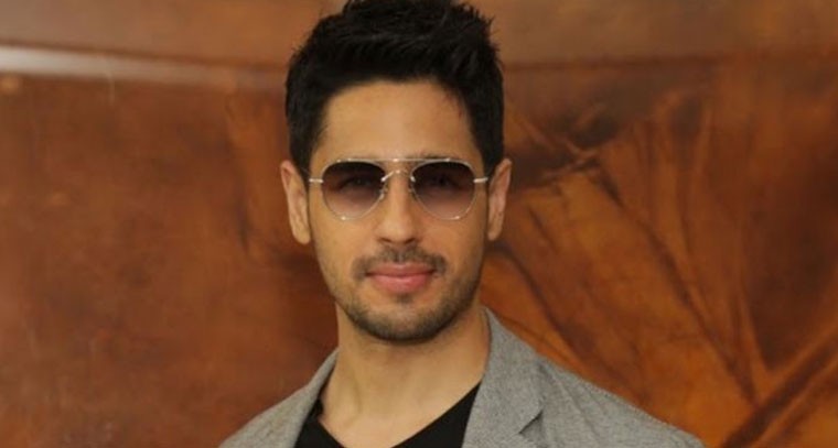  'రౌడీ రాథోడ్'  సీక్వెల్ కోసం సిద్ధార్థ్ మల్హోత్రా ?