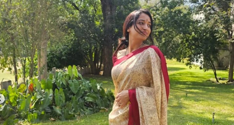 శ్రీనిధి శెట్టి బ్యూటిఫుల్ ఫొటోస్