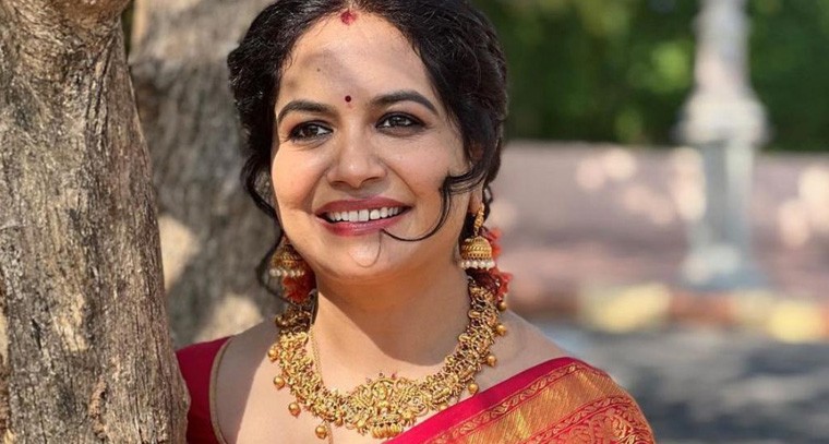 వన్‌ మినిట్‌ మ్యూజిక్‌ వీడియోలను రిలీజ్‌ చేసిన సునీత 