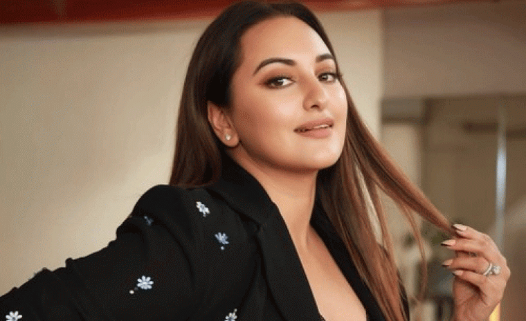 మరో టాలీవుడ్ ప్రాజెక్ట్ కి గ్రీన్ సిగ్నల్ ఇచ్చిన సోనాక్షి సిన్హా 