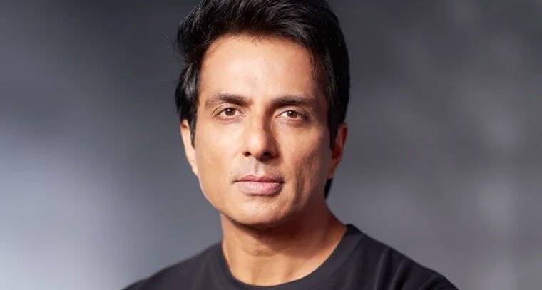 పిల్లల కోసం సోషల్ మీడియా నిషేధం: సోనూ సూద్ సూచన