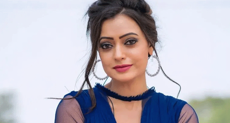 నేను అప్పుడప్పుడు వైన్ తాగుతాను: జబర్దస్త్ సౌమ్యరావు