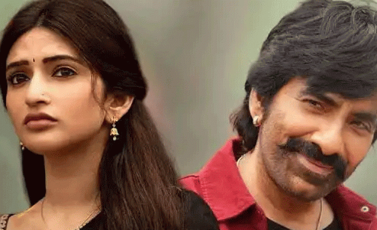 రవి తేజతో కలిసి పనిచేయడం గురించి శ్రీలీల ఏమన్నారంటే...!