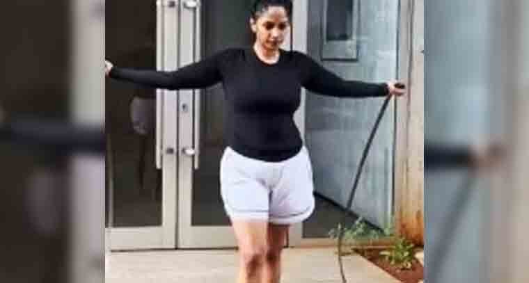 వైరల్ అవుతున్న నటి శ్రీయా రెడ్డి  యుద్ధ విద్యల ప్రాక్టీస్ వీడియో