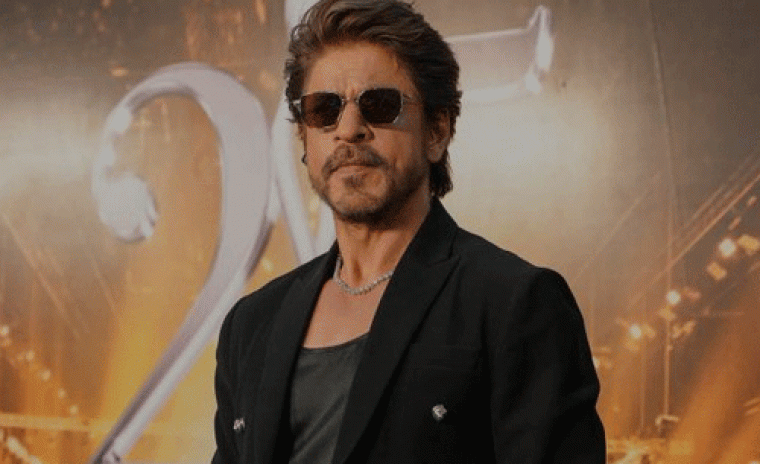 ప్రతిష్టాత్మక అవార్డు షోకి హోస్ట్ గా బాలీవుడ్ కింగ్ ఖాన్ 