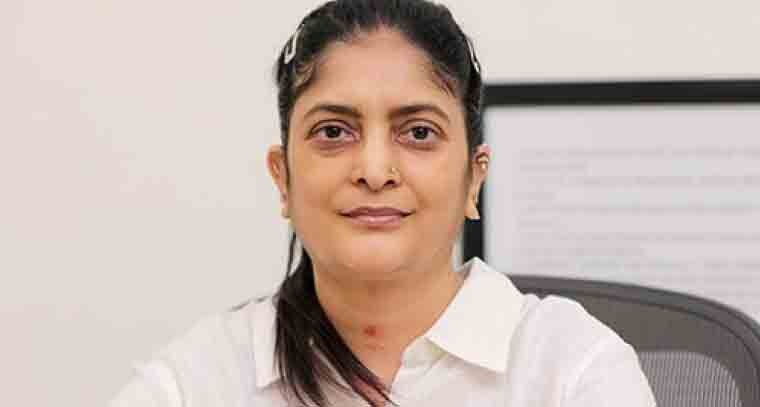 సుధా కొంగరపై భగ్గుమన్న విజయ్ ఫ్యాన్స్, స్పందించిన డైరెక్టర్ సుధా కొంగర