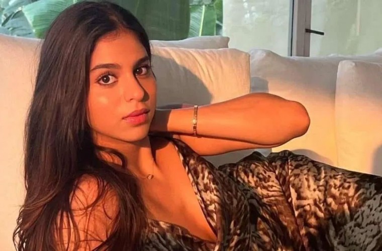 స్టార్ కిడ్ స్టన్నింగ్ పోజ్ 