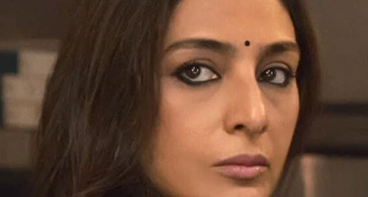 'క్రూ'లో టబు పాత్రపై నెటిజన్స్ రియాక్షన్ 