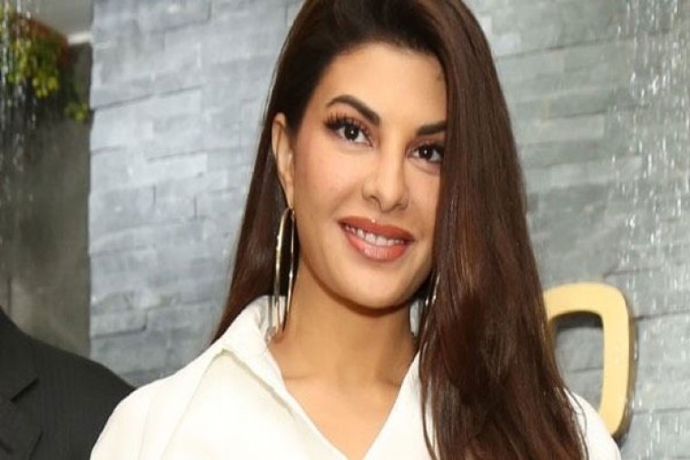 జాక్వెలిన్ ఫెర్నాండెజ్ బెయిల్‌ను నవంబర్ 10 వరకు పొడిగించిన ఢిల్లీ కోర్టు

