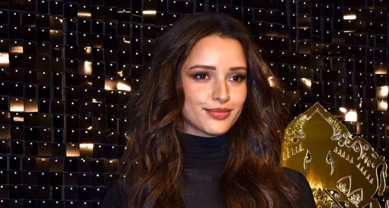 పర్వీన్‌ బాబీ పాత్రలో ‘యానిమల్‌’ ఫేమ్‌ త్రిప్తి డిమ్రి ?