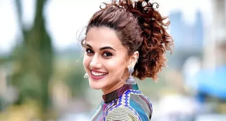 రింగుల జుట్టుతో అవమానాలు.. తాప్సీ సంచలన వ్యాఖ్యలు