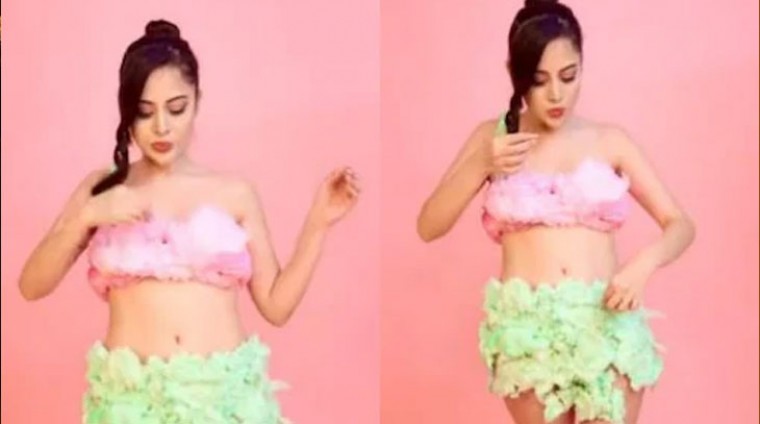 ఉర్ఫీ జావేద్ ను  ట్రోల్ చేస్తున్న నెటిజన్స్ 