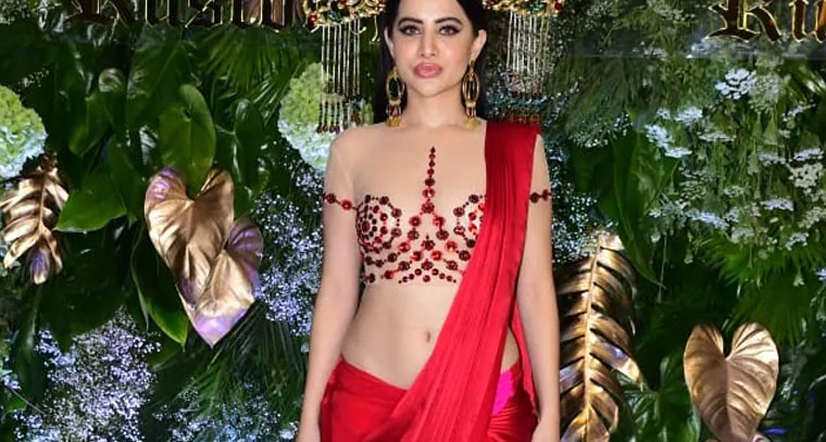 కొత్త కారు కొన్న ఉర్ఫీ జావేద్