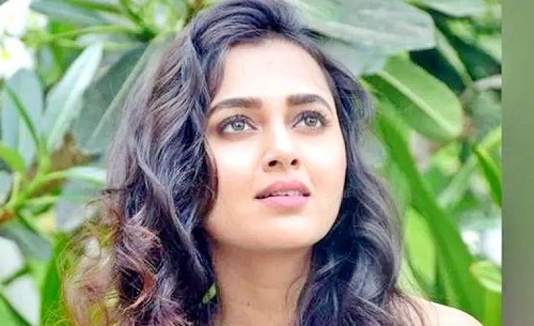 బిగ్‌బాస్ బ్యూటీ నిర్ణయంతో అభిమానుల సంబరాలు 
