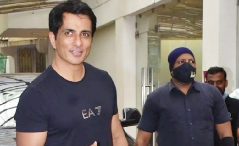 మరో ప్రాణాన్ని కాపాడిన నటుడు 'సోనూసూద్'