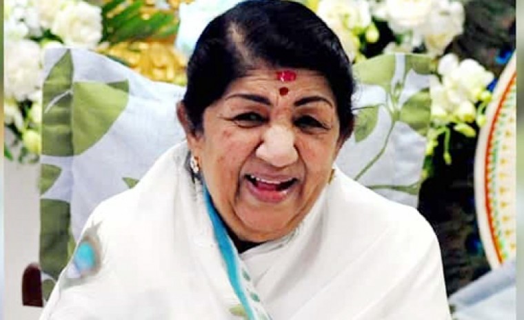 ప్రముఖ గాయని లతామంగేష్కర్‌ కన్నుమూత