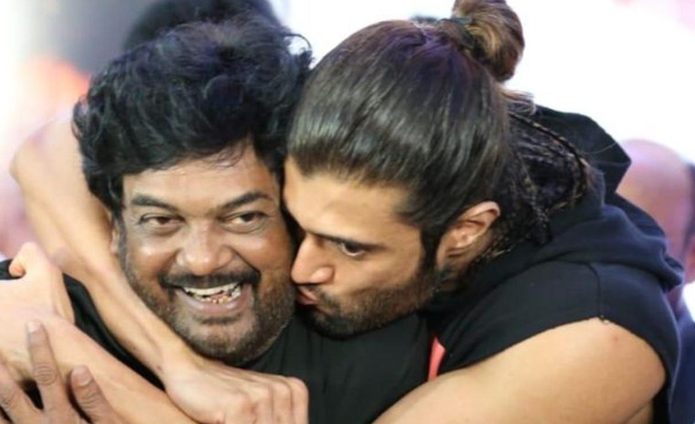 విజయ్.. నువ్వు తప్పకుండా దేశం గర్వపడే వ్యక్తివి అవుతావు: డైరెక్టర్ పూరీ