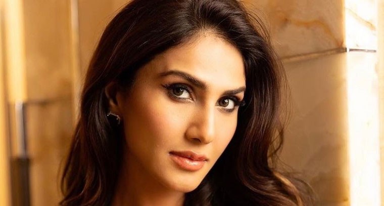 వాణి కపూర్ లేటెస్ట్ స్టిల్స్ 