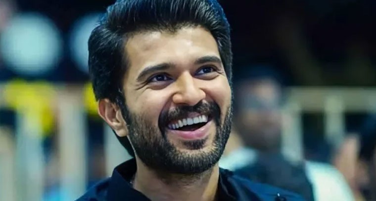 ‘ది’ ట్యాగ్‌పై స్పందించిన విజయ్‌దేవరకొండ