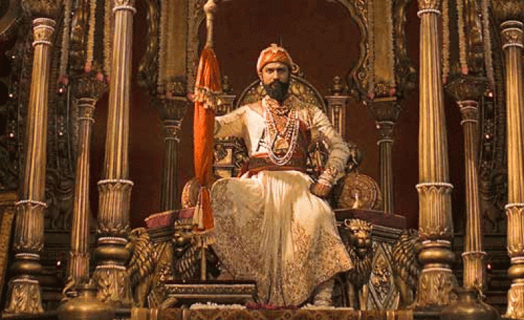 అంచనాలను మించి బంపర్ ఓపెనింగ్‌ను పోస్ట్ చేసిన 'చావా'