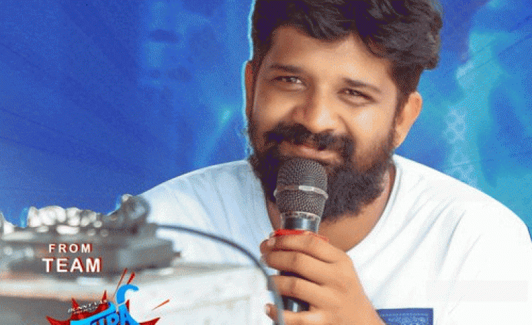 డైరెక్టర్ విజయేందర్ కి పుట్టినరోజు శుభాకాంక్షలు తెలియజేసిన 'మిత్ర మండలి' బృందం