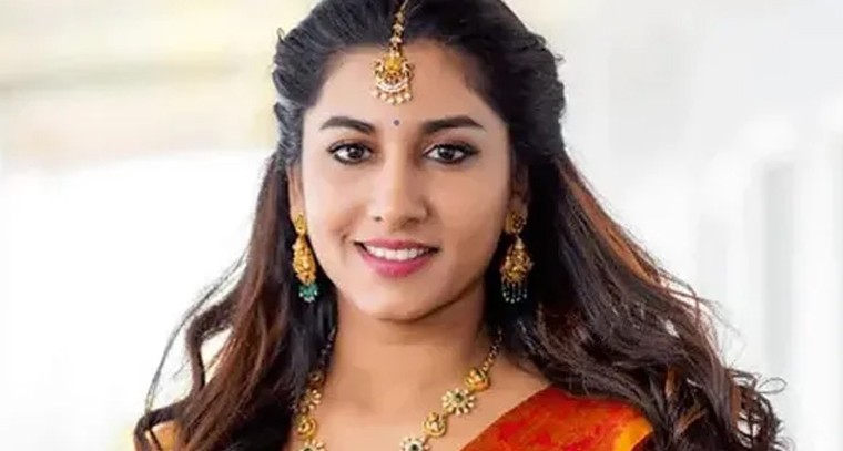 బెట్టింగ్ యాప్ కేసు.. హైకోర్టులో విష్ణుప్రియ పిటిషన్