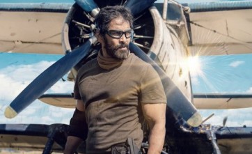 విక్రమ్ 'ధృవ నచ్చతిరమ్' రన్‌టైమ్ లాక్ 