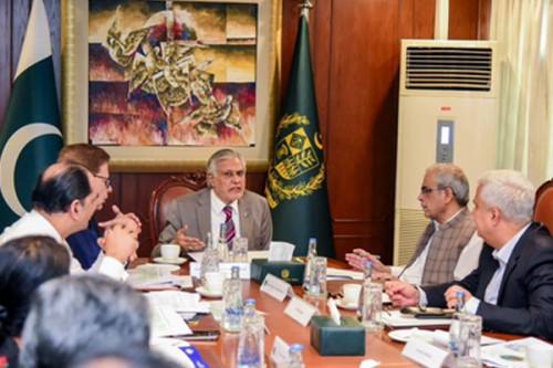 Pak Foreign Minister to visit Kabul amid growing terror attacks, forced deportation of Afghans