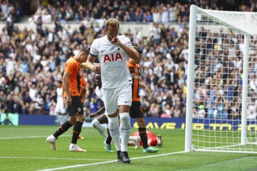 England striker Harry Kane agrees Bayern Munich move, set for medical on Friday: Reports