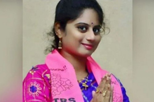 Women attack BRS corporator in Hyderabad