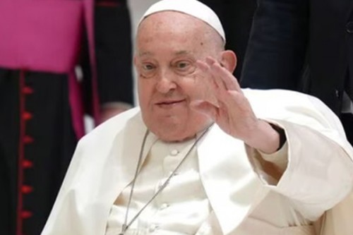 Pope Francis dies at 88, announces Vatican