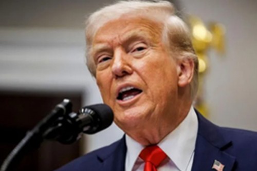 Trump pauses tariff hikes on some imports from Mexico