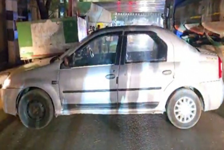 Abandoned car triggers stir in Hyderabad's Kacheguda